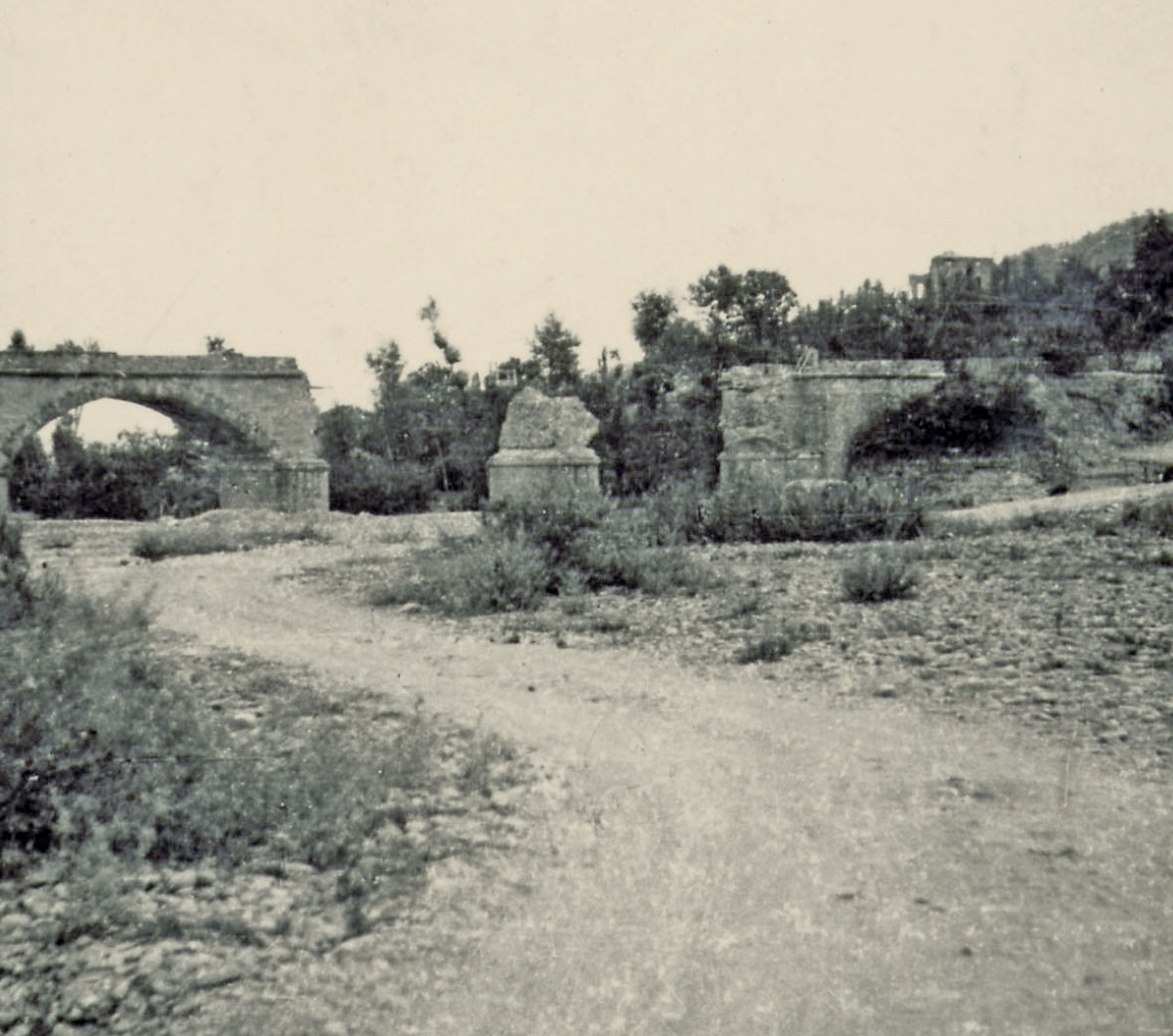Ponte di S. Bartolomeo, distrutto dai partigiani il 14 marzo 1944